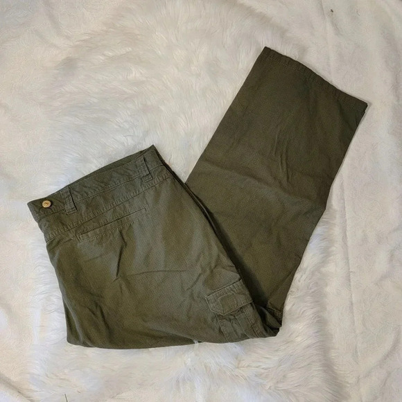 BASS Pro Shops Olive Green 100% Cotton Walking Outdoor Lightweight Pants Plus 46 - Picture 1 of 6